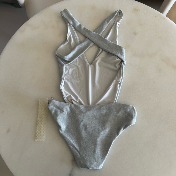 NWT Devon Windsor Cora One Piece - Picture 6 of 7